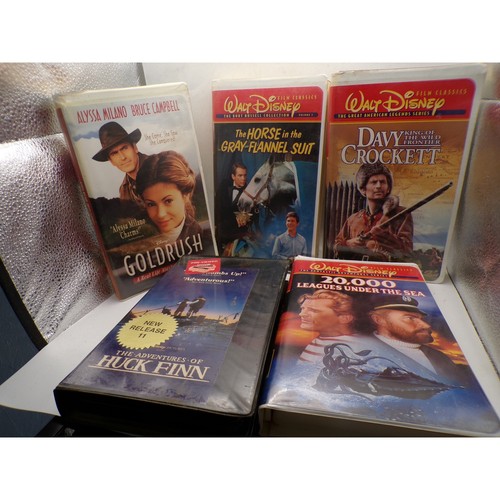 Disney vhs lot movies - movies, davy