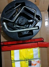 Kit Attrezzi  Cric E Chiave