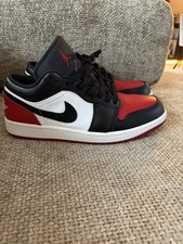 NIKE AIR JORDAN 1 LOW "BRED