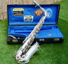 Antico sassofono antico