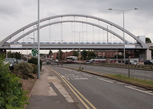 Photo new tram - new, bridge
