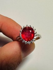 FANTASTIC 18K WHITE GOLD RUBY