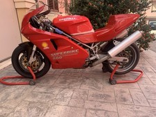 Ducati  888 , Carene laterali.