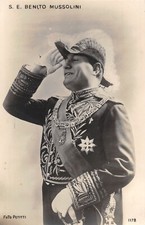 D2524) BENITO MUSSOLINI IN
