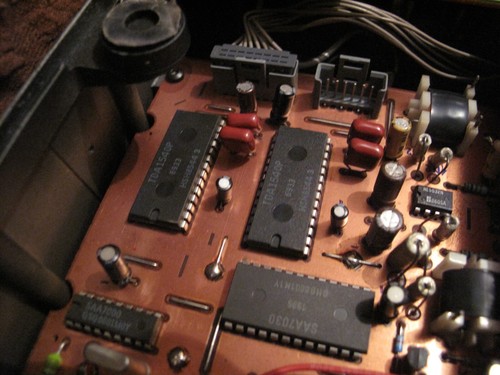 Tda1540 saa7030 - x, +