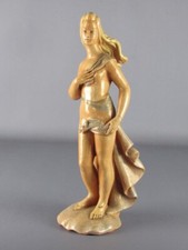 Antica statua terracotta donna