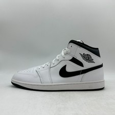 NIKE AIR JORDAN 1 MID