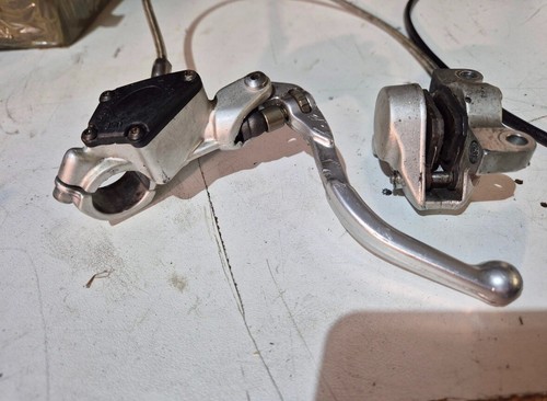 Pinza pompa freno anteriore - pinza,