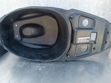 VANO SOTTO SELLA PER APRILIA SR 50 ARIA DEL 1993