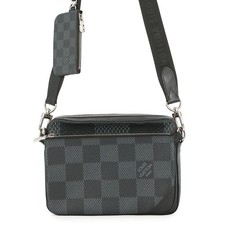 LOUIS VUITTON Trio Messenger