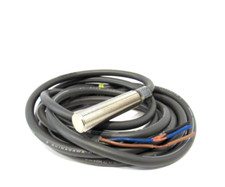 NEW OMRON E2EV-X2C1 PROXIMITY SENSOR E2EVX2C1
