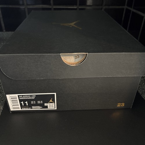 Air jordan mid - jordan,