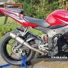 Yamaha YZF R6 Silenziatore Scarico Moto GP Style Slip On Can Link Tubo 1998-2005 