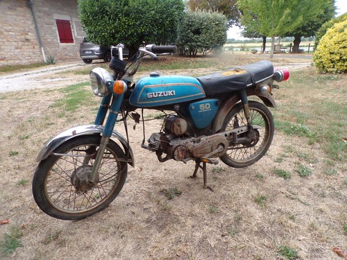 Suzuki ap50 mobylette - suzuki,