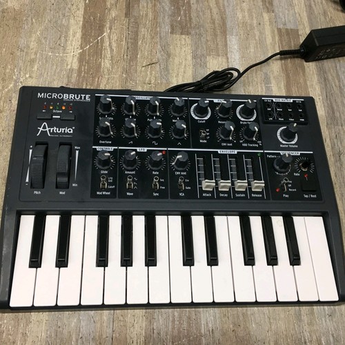 Arturia microbrute - arturia,