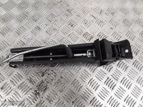 2008 tiguan kit attrezzi - tiguan,