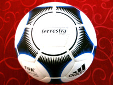 pallone da calcio Adidas TERRESTRA TERRAIN n° 5 europei  "EURO 2000"