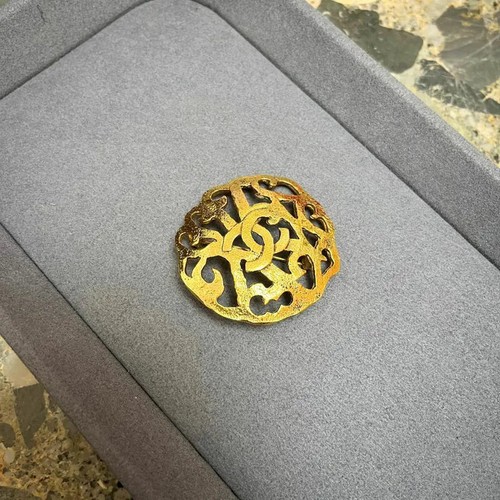 Spilla rotonda chanel - spilla,