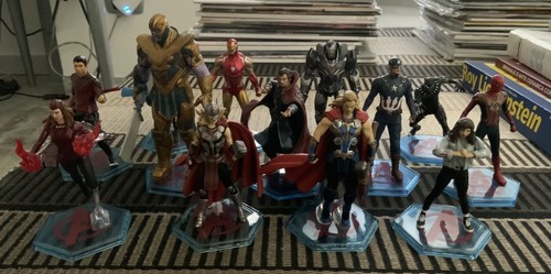 Lotto personaggi marvel - 17,