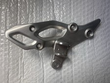 Pedana poggiapiedi destra 46718540797 BMW R 1200 1250 R-RS