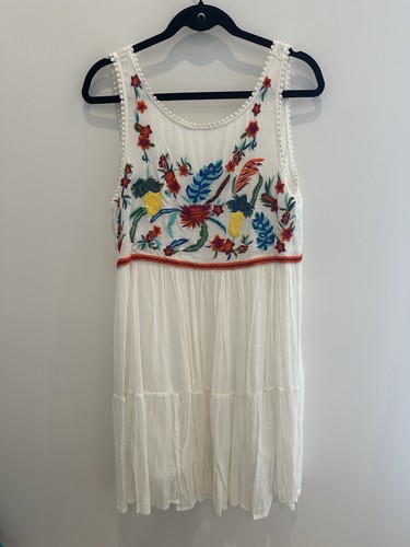 Prendisole bianco immagine - , a