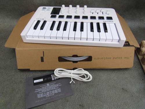 Ununsed arturia minilab 3 - a,