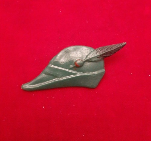 Spilla distintivo cappello - spilla/distintivo,