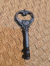 Antique Skeleton Key Heart
