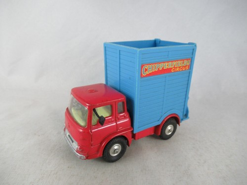 Corgi toys chipperfields - corgi,