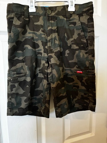 Pantaloncini cargo mimetici