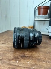 Canon EF 20mm f/2.8 lens