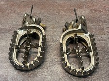 Pedana poggiapiedi oversize