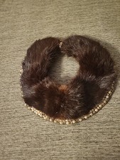 LEGGI visone vintage? Collana