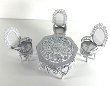 TAVOLO CON SEDIE DA GIARDINO MINIATURE CASA DELLE BAMBOLE 99 DE AGOSTINI SCALA