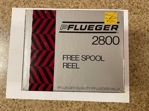 Pflueger 2800 free spool reel - 2800,