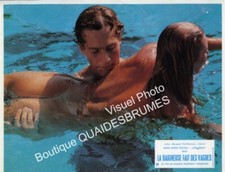 5 Photos. LA BAIGNEUSE FAIT