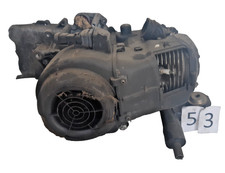 53 MOTORE SCOOTER PIAGGIO  BLOCCATO, CARTER ROTTO,VENDO PER RICAMBI