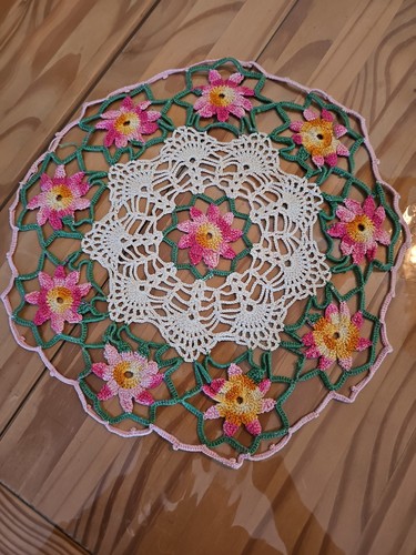 Centrino vintage fatto mano - fatto,