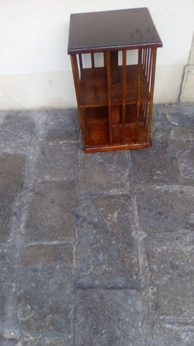 Libreria girevole