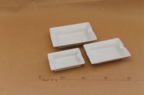 Porcellana posacenere 10x7 - -,