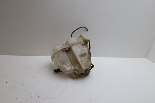 Windshield washer reservoir - windshield,