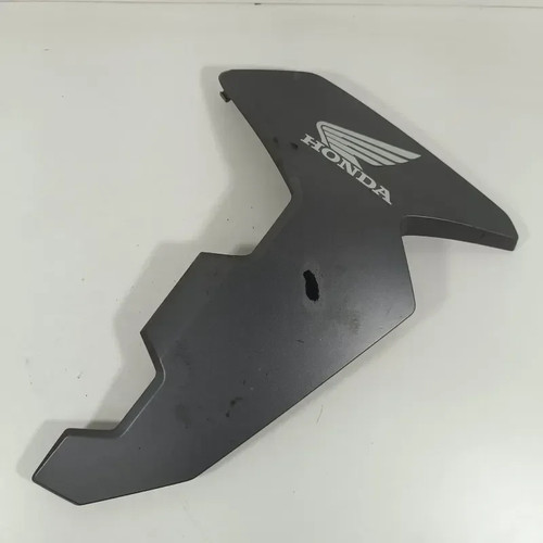 Faldon superior izquierdo - ,