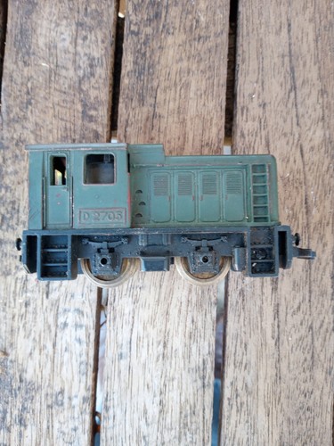 D2705 model train - ,