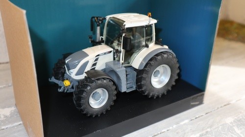 Schuco fendt 724 - fendt,