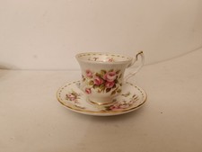 Tazza e piattino In miniatura