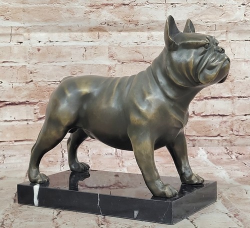 Dettagliato bronzo pitbull - dettagliato,