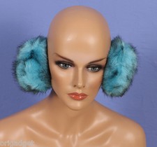 PON PON PLUSH EARRING WARMER