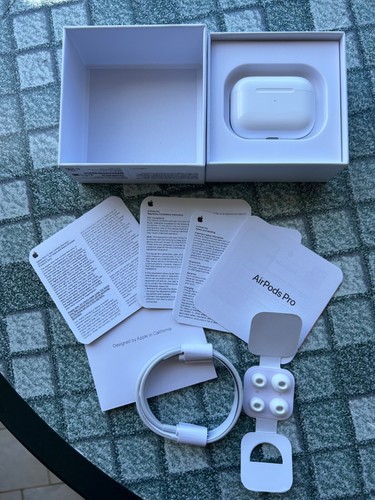 Airpods pro nuove mai - airpods,