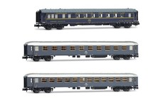 Arnold HN4469 Set 3 carrozze