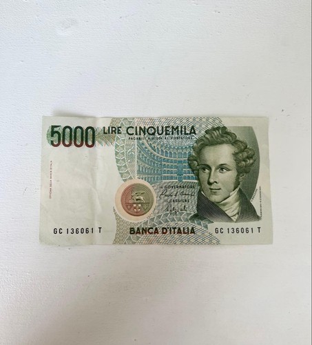 Banconota italia 5000 - italia,